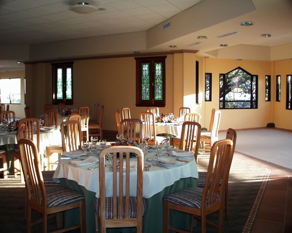 Private room for 120